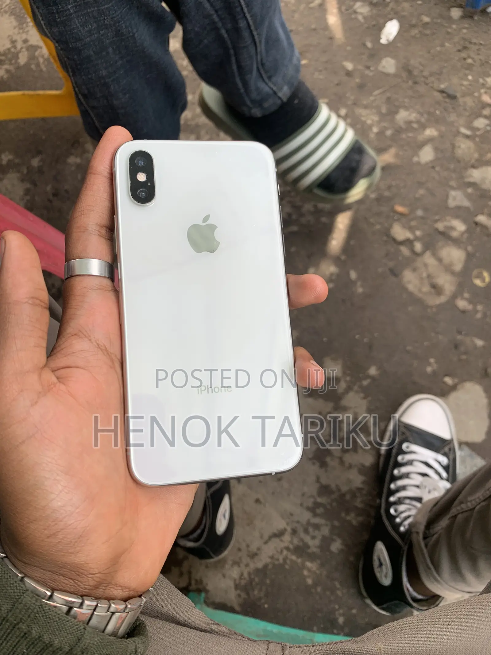 Apple iPhone XS 64 GB White