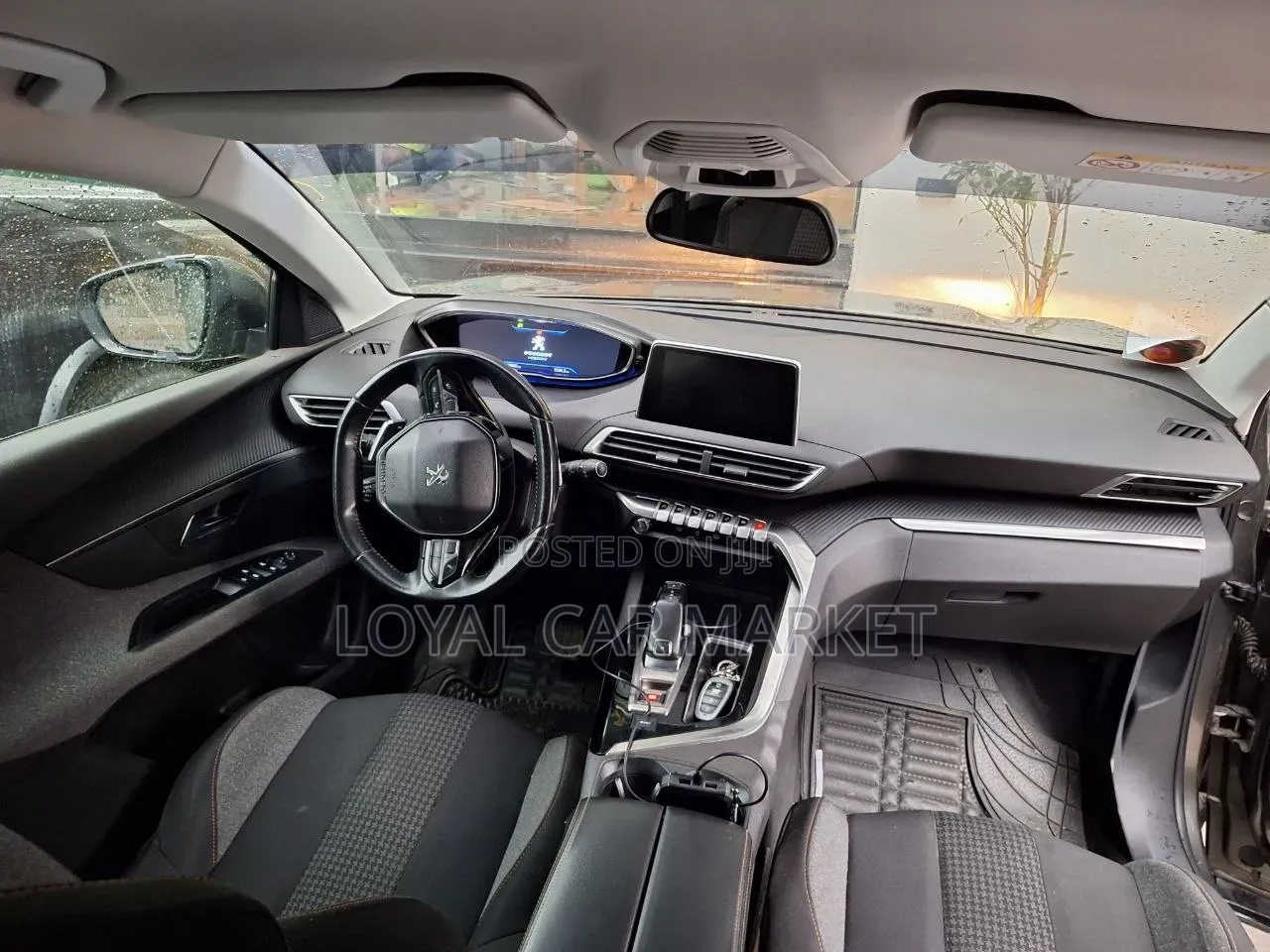 Peugeot 5008 2020 Gray
