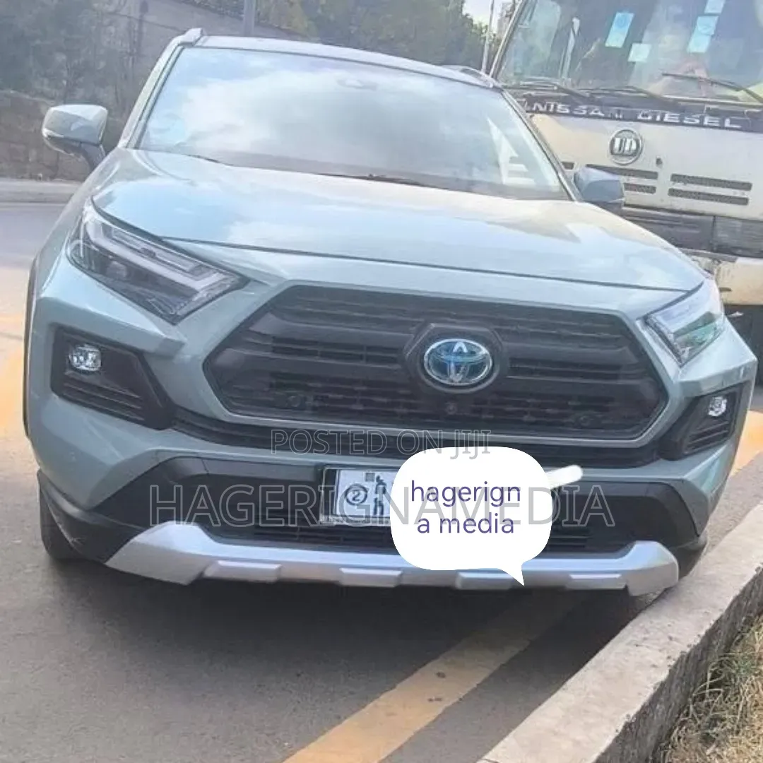 Toyota RAV4 2023 Ivory