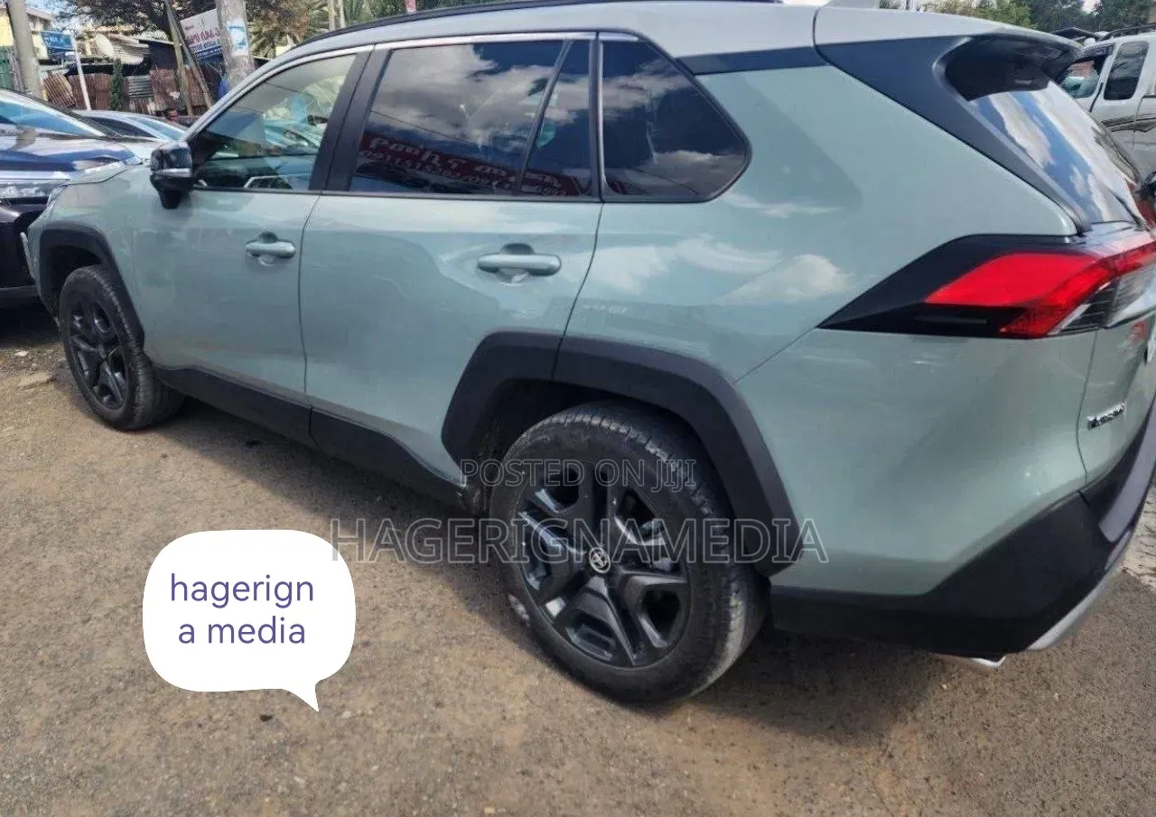 Toyota RAV4 2023 Ivory