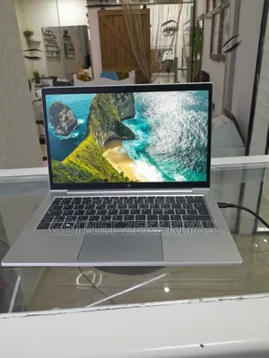 New Laptop HP EliteBook 835 G7 8GB AMD Ryzen 5 SSD 512GB
