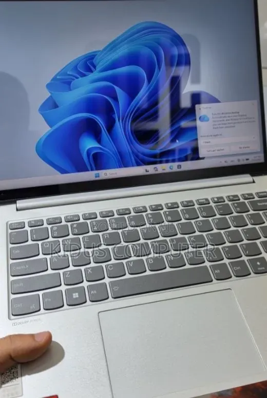 New Laptop Lenovo Ideapad 3 16GB AMD Ryzen 7 SSD 512GB