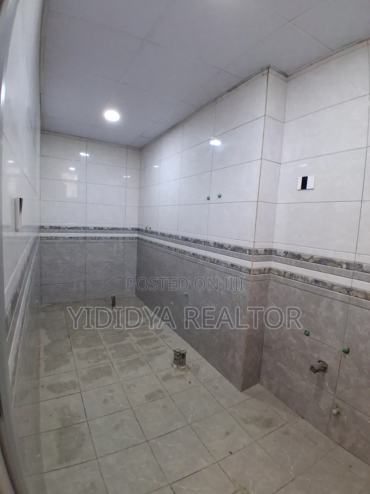 Furnished 2bdrm Apartment in Arada for sale