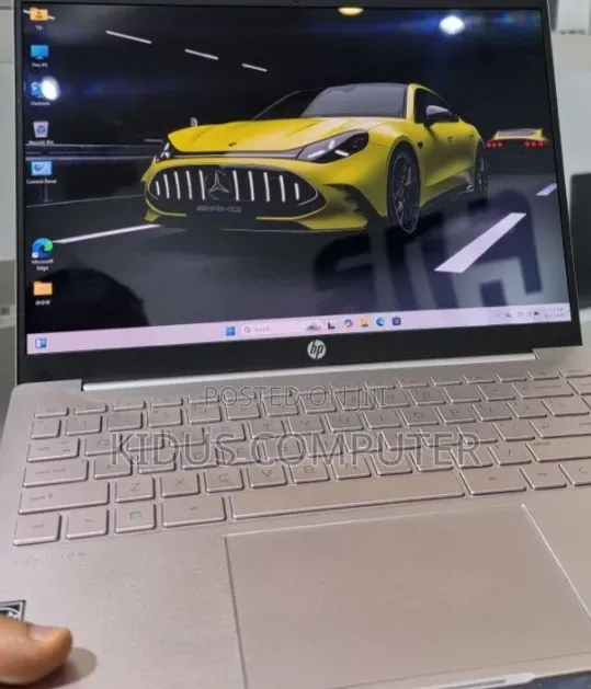 New Laptop HP Pavilion 15 16GB Intel Core i7 SSD 512GB