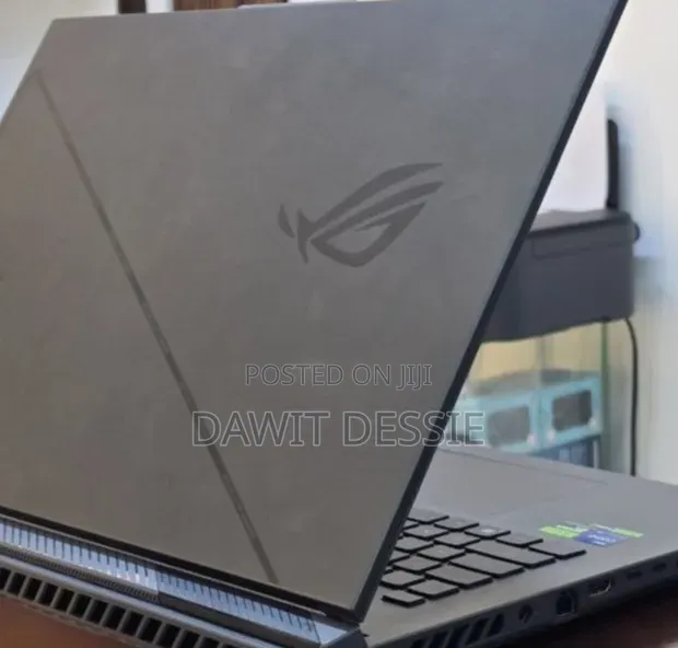 New Laptop Asus ROG Strix G18 40GB Intel Core i9 SSD 1T