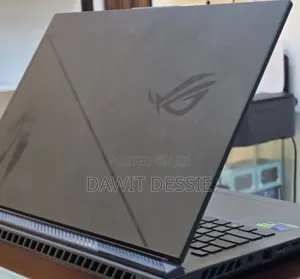 New Laptop Asus ROG Strix G18 40GB Intel Core i9 SSD 1T