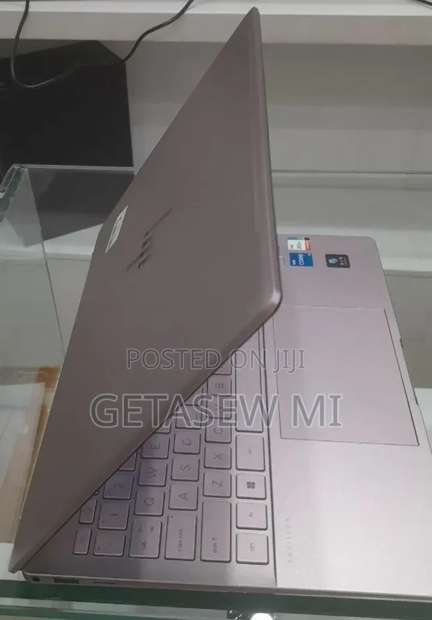 New Laptop HP Pavilion 14 16GB Intel Core i5 SSD 1T