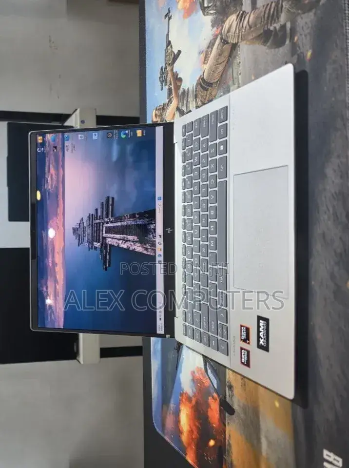 New Laptop HP Pavilion 15 32GB AMD Ryzen 7 SSD 1T
