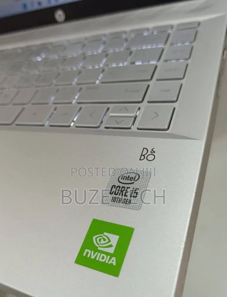 New Laptop HP Pavilion 15 8GB Intel Core i5 SSD 512GB