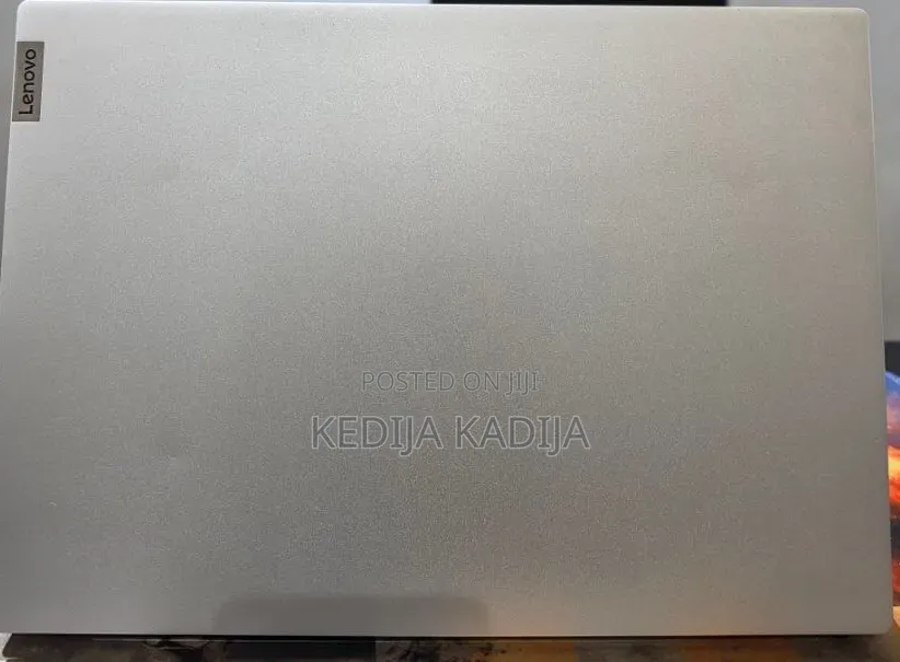 New Laptop Lenovo IdeaPad 720S 16GB AMD Ryzen 7 SSD 512GB
