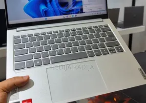 New Laptop Lenovo IdeaPad 720S 16GB AMD Ryzen 7 SSD 512GB