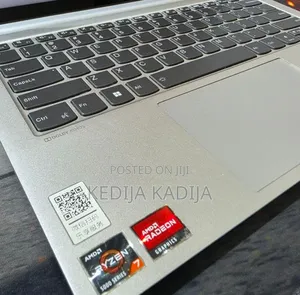 New Laptop Lenovo IdeaPad 720S 16GB AMD Ryzen 7 SSD 512GB