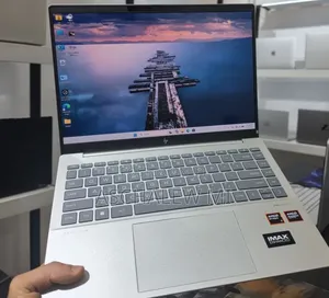 New Laptop HP Pavilion 14 32GB AMD Ryzen 7 SSD 1T