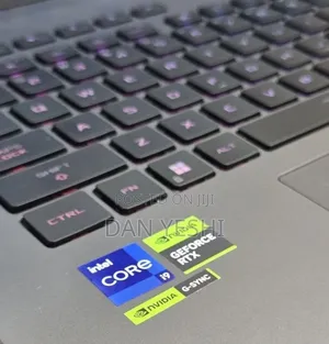 New Laptop Asus ROG Strix G18 40GB Intel Core i9 SSD 1T