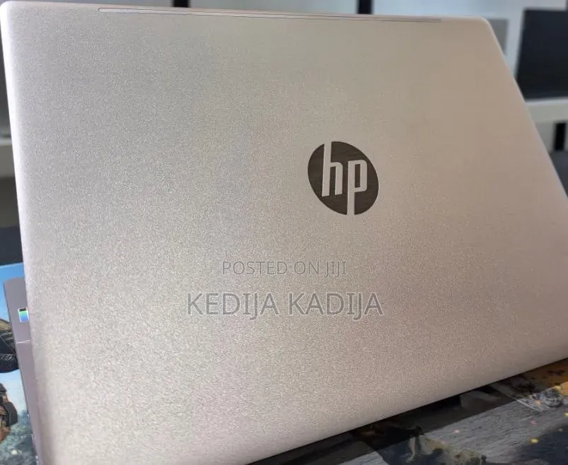New Laptop HP Pavilion 14 16GB Intel Core i7 SSD 512GB