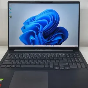 New Laptop Lenovo 16GB AMD Ryzen 7 SSD 512GB