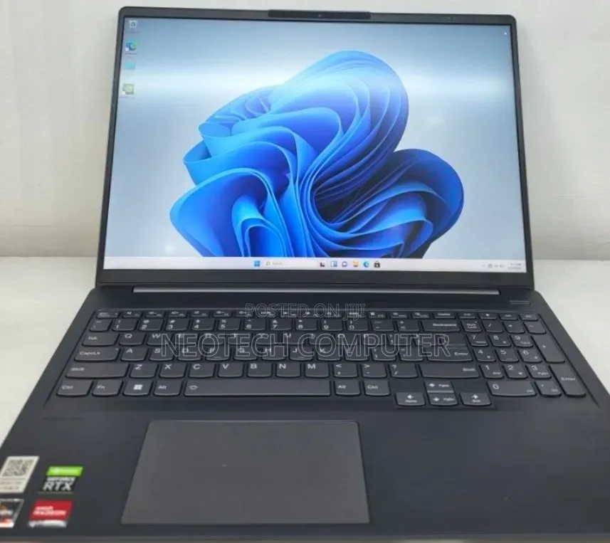 New Laptop Lenovo 16GB AMD Ryzen 7 SSD 512GB