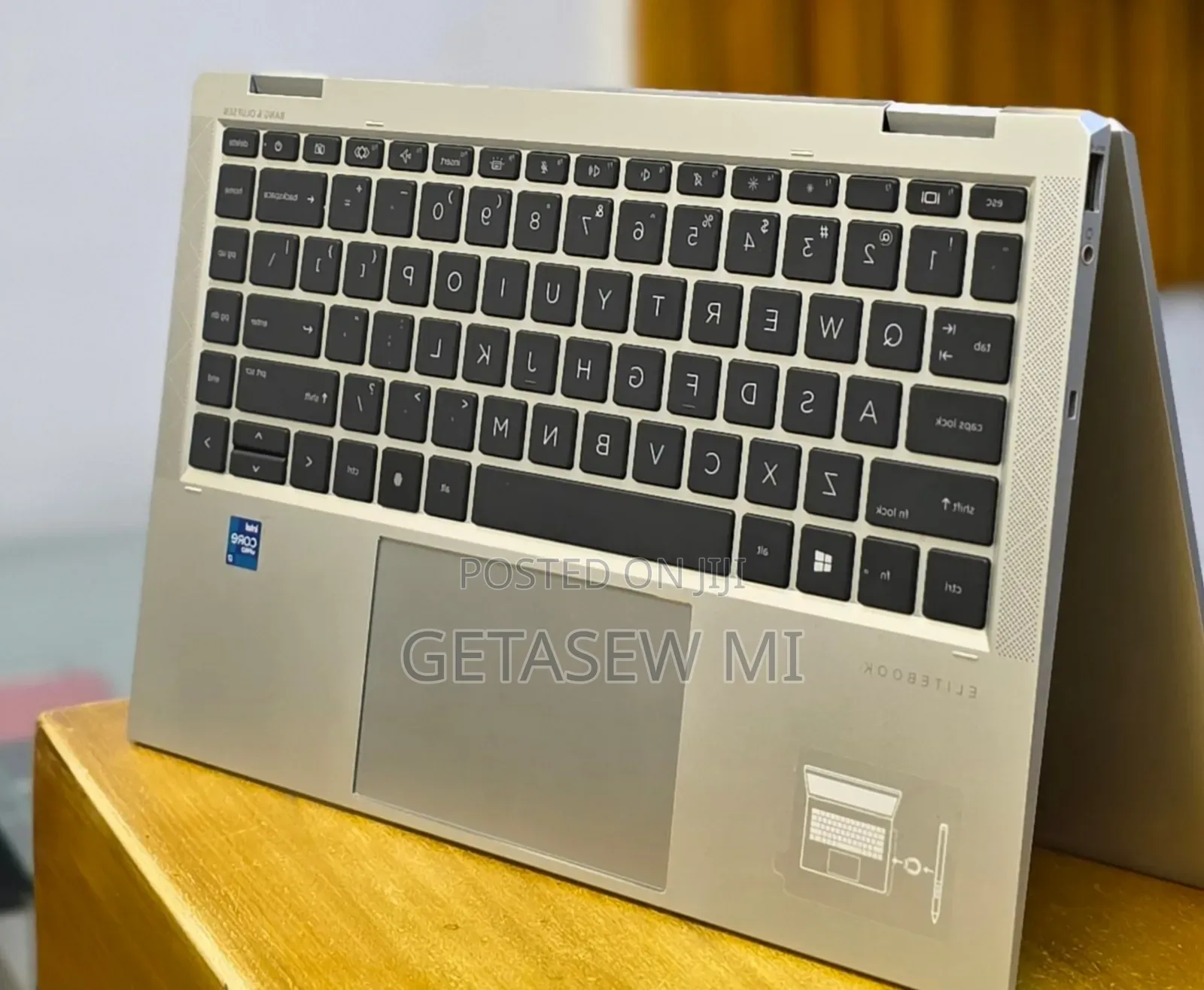 New Laptop HP EliteBook 1040 G8 16GB Intel Core i7 SSD 512GB