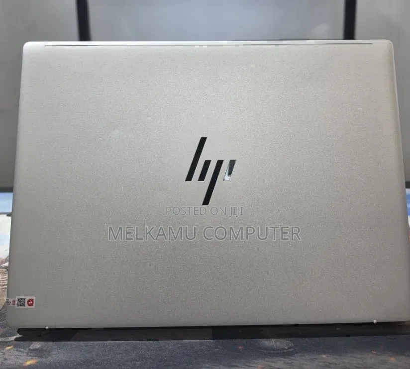 New Laptop HP Pavilion 14 32GB AMD Ryzen 7 SSD 1T