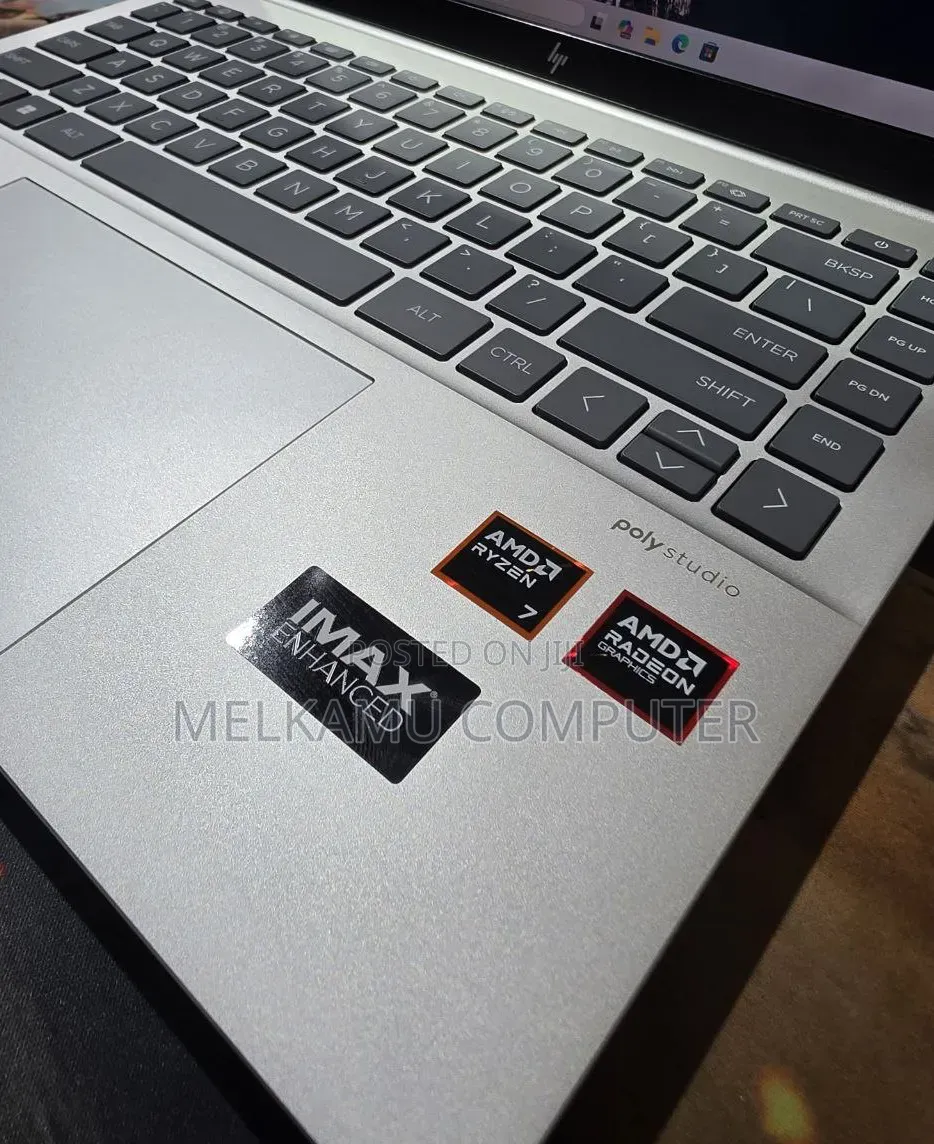 New Laptop HP Pavilion 14 32GB AMD Ryzen 7 SSD 1T