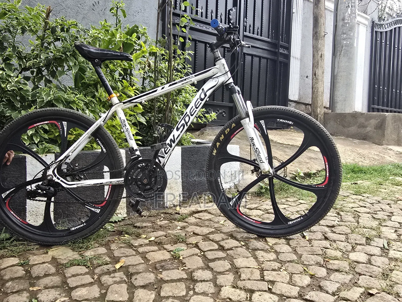 Motorcycle 2020 White