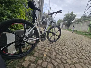Motorcycle 2020 White