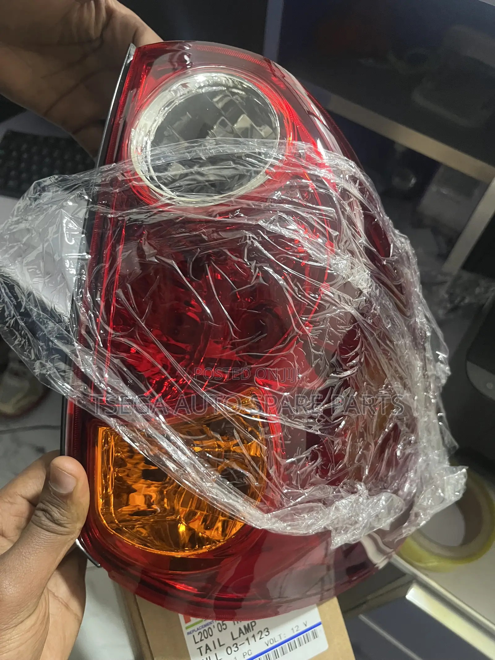 Original Mitsubishi L200 Head Lamp – Genuine OEM