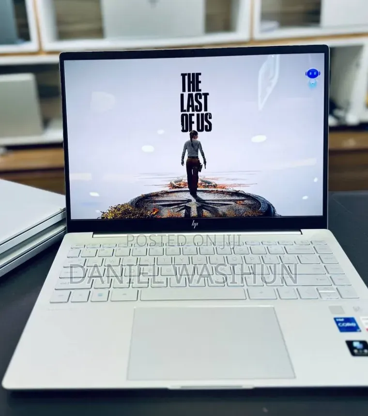 New Laptop HP Pavilion 14 16GB Intel Core i7 SSD 1T