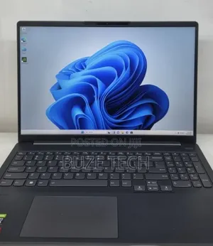 New Laptop Lenovo 16GB AMD Ryzen 7 SSD 512GB