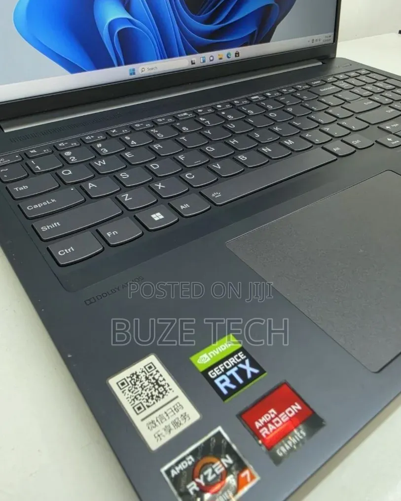 New Laptop Lenovo 16GB AMD Ryzen 7 SSD 512GB