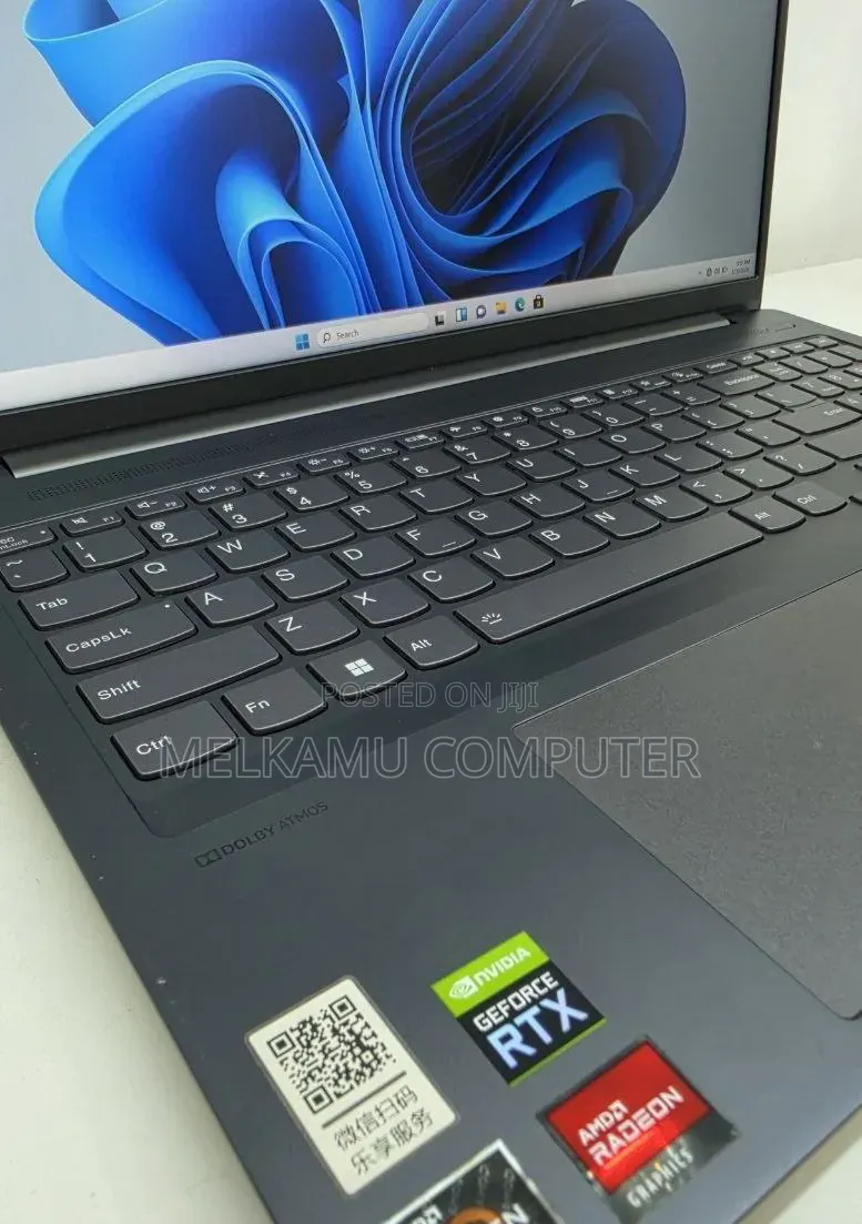 New Laptop Lenovo IdeaPad U550 16GB AMD Ryzen 7 SSD 512GB