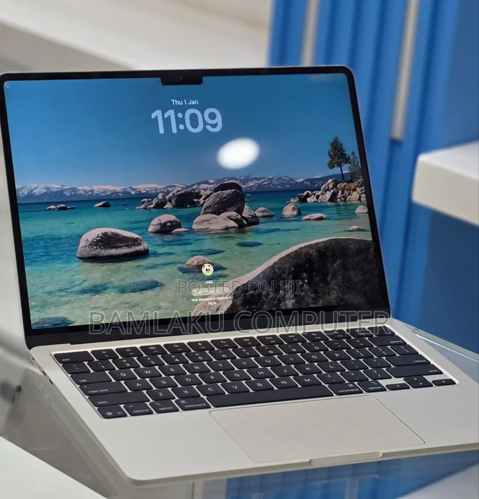 New Laptop Apple MacBook Air 2025 M4 16GB Apple M4 SSD 256GB