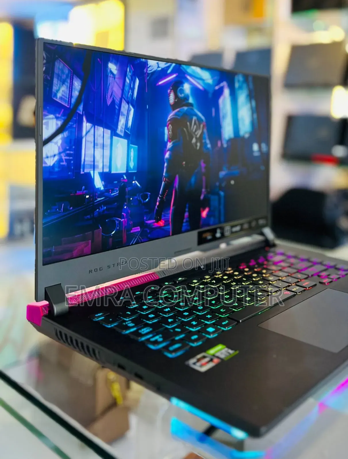 New Laptop Asus 16GB AMD Ryzen 7 SSD 512GB