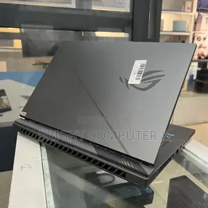 New Laptop Asus ROG Strix G16 G614 16GB Intel Core i7 SSD 1T