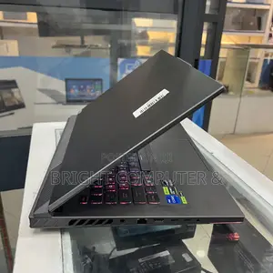 New Laptop Asus ROG Strix G16 G614 16GB Intel Core i7 SSD 1T
