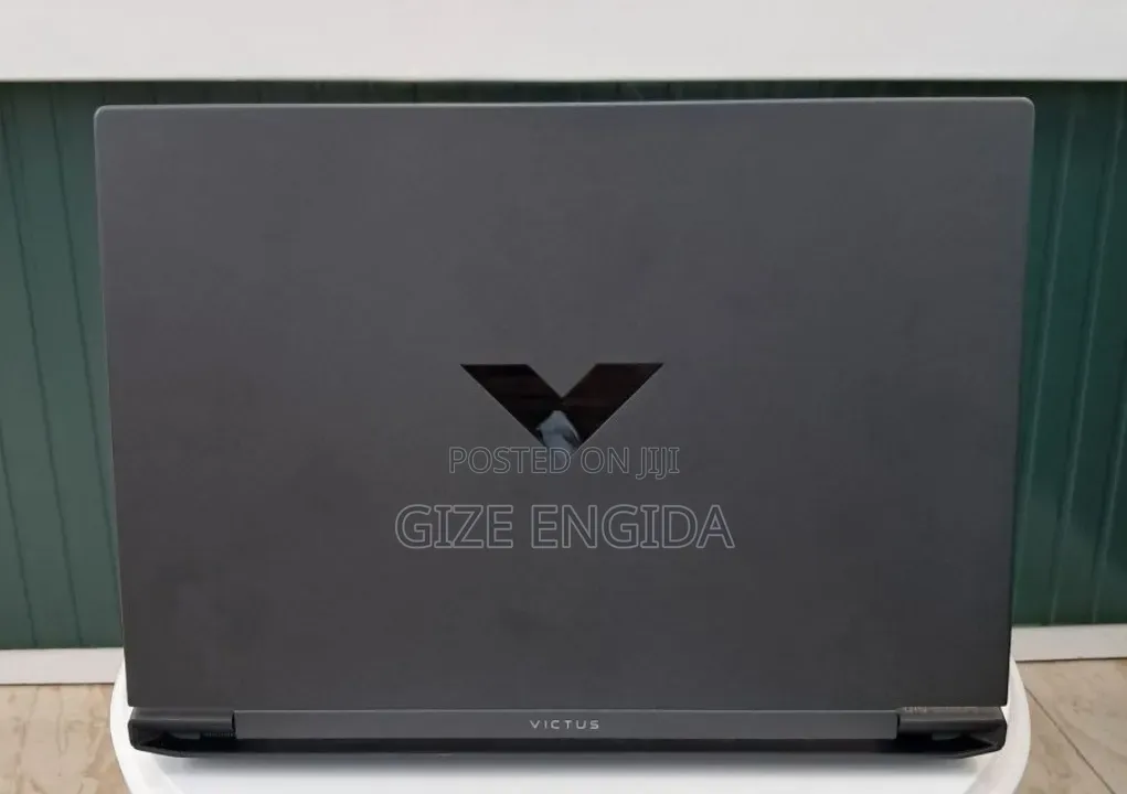 New Laptop HP Victus 15 16GB Nvidia SSD 512GB