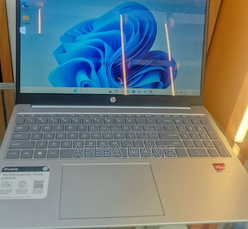 New Laptop HP Stream Notebook 8GB AMD Ryzen 5 SSD 512GB