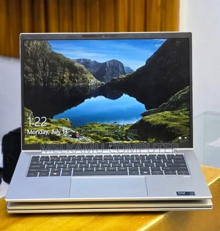 New Laptop HP EliteBook 840 G11 16GB Intel Core Ultra 7 SSD 512GB