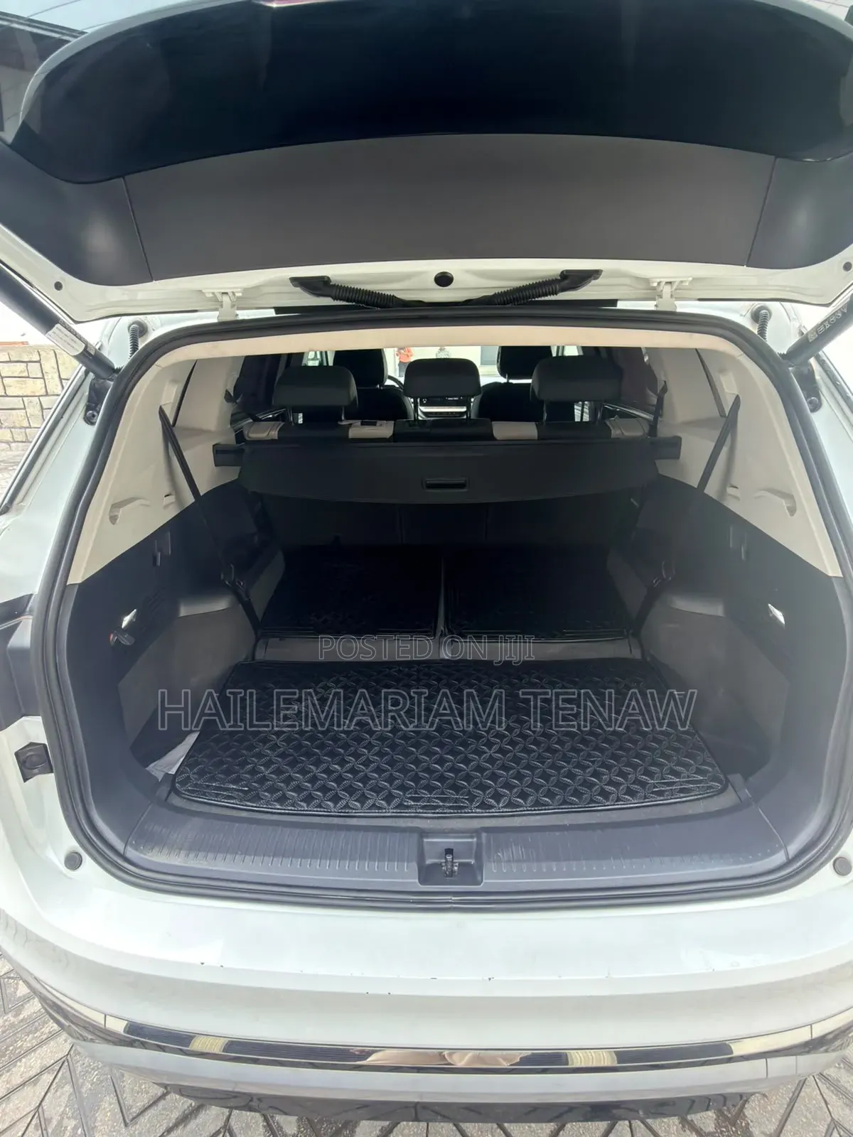 Volkswagen ID.6 2023 White