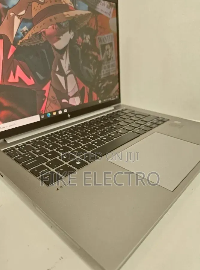 New Laptop HP ZBook Firefly 14 G10 16GB Intel Core i7 SSD 512GB