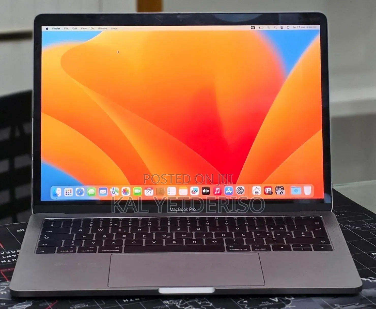 New Laptop Apple MacBook Pro 2017 16GB Intel Core i5 SSD 512GB