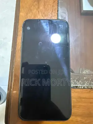 Apple iPhone 11 64 GB Black