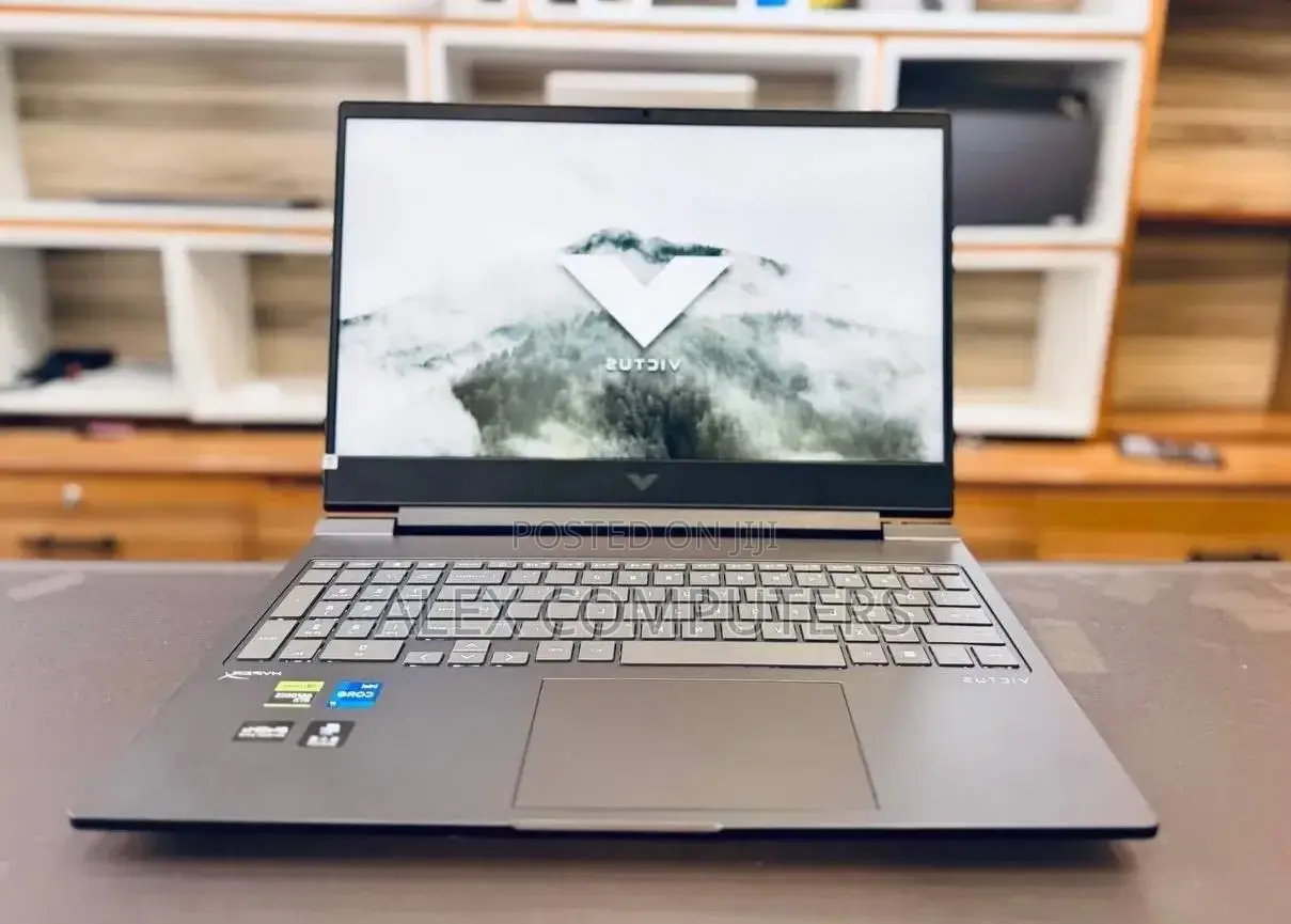 New Laptop HP Victus 16 16GB Intel Core i7 SSD 1T