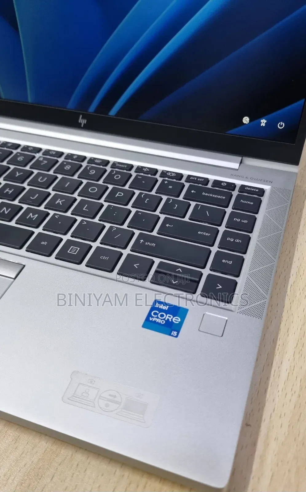 New Laptop HP EliteBook 830 G8 16GB Intel Core i5 SSD 512GB