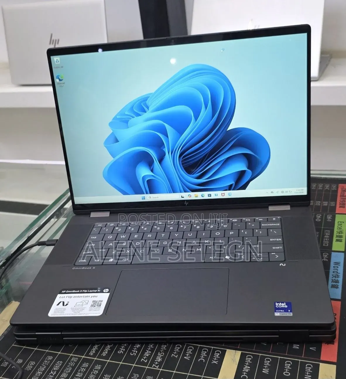 New Laptop HP OmniBook 5 Flip 16GB Intel Core Ultra 7 SSD 1T