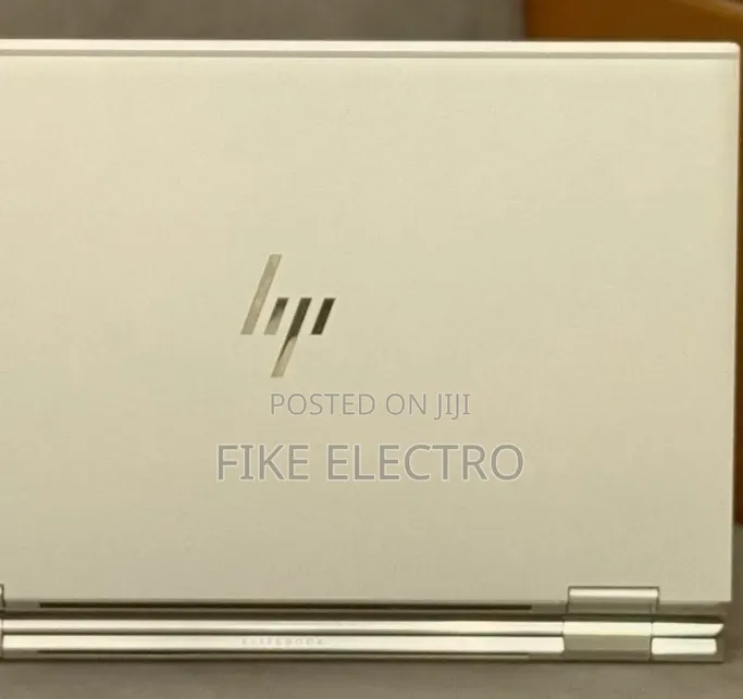 New Laptop HP EliteBook 1040 G8 16GB Intel Core i7 SSD 512GB