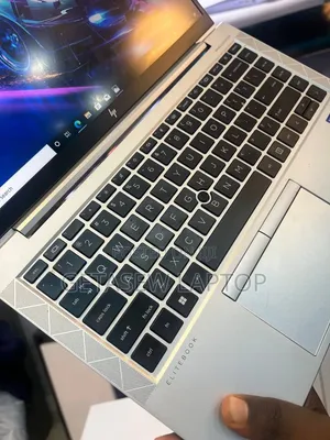 New Laptop HP EliteBook 840 G8 16GB Intel Core i7 SSD 512GB