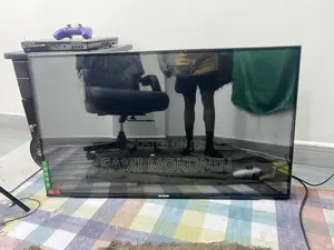 Inch TV 1 ወር ያገለገለ ብሩ ተፈልጐ ነው አስቾካይ