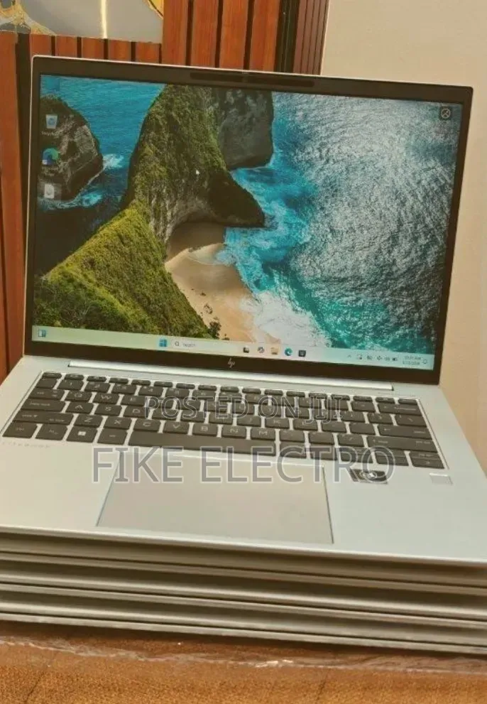 New Laptop HP EliteBook 840 G9 16GB Intel Core i7 SSD 512GB