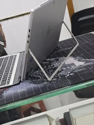 New Laptop HP Elite X2 G8 16GB Intel Core i7 SSD 512GB
